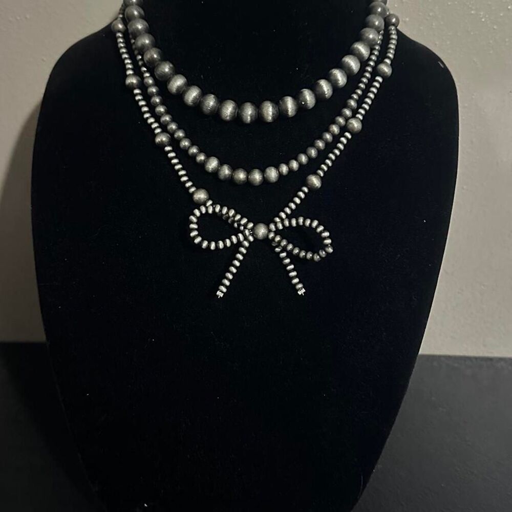 Unbranded Women's Silver and Black Jewellery